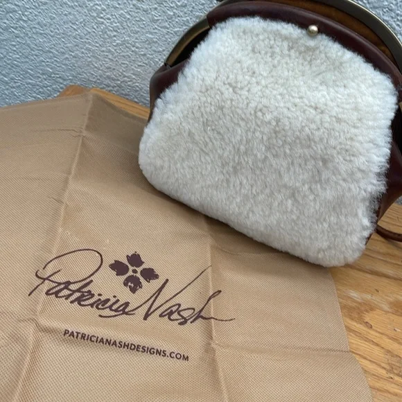 Patricia Nash crossbody - Picture 3 of 9